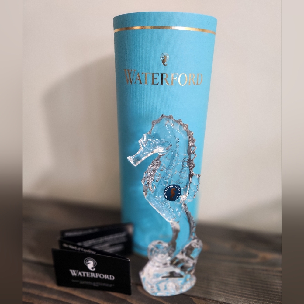 Waterford Crystal Seahorse with Blue Accent - Picture 4 of 7